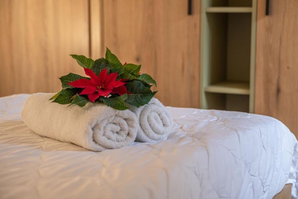 חאניה Yro Apartment מראה חיצוני תמונה